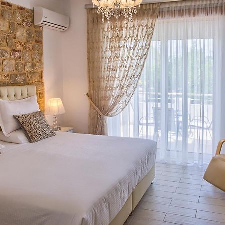 G&K Stone Suites Haraki Exteriör bild