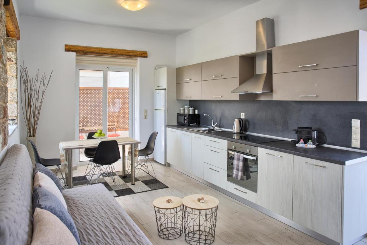 G&K Stone Suites Haraki Exteriör bild