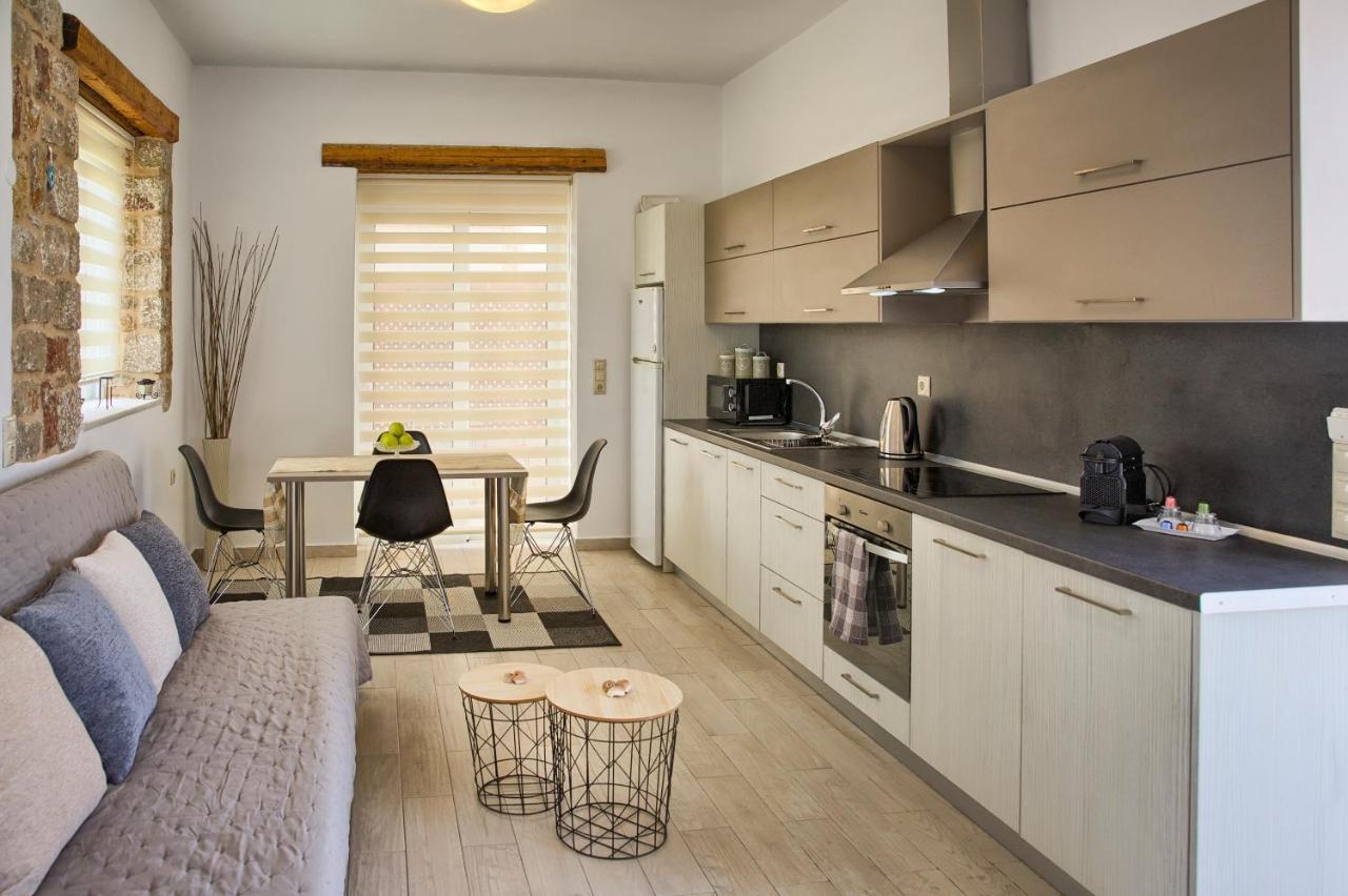 G&K Stone Suites Haraki Exteriör bild